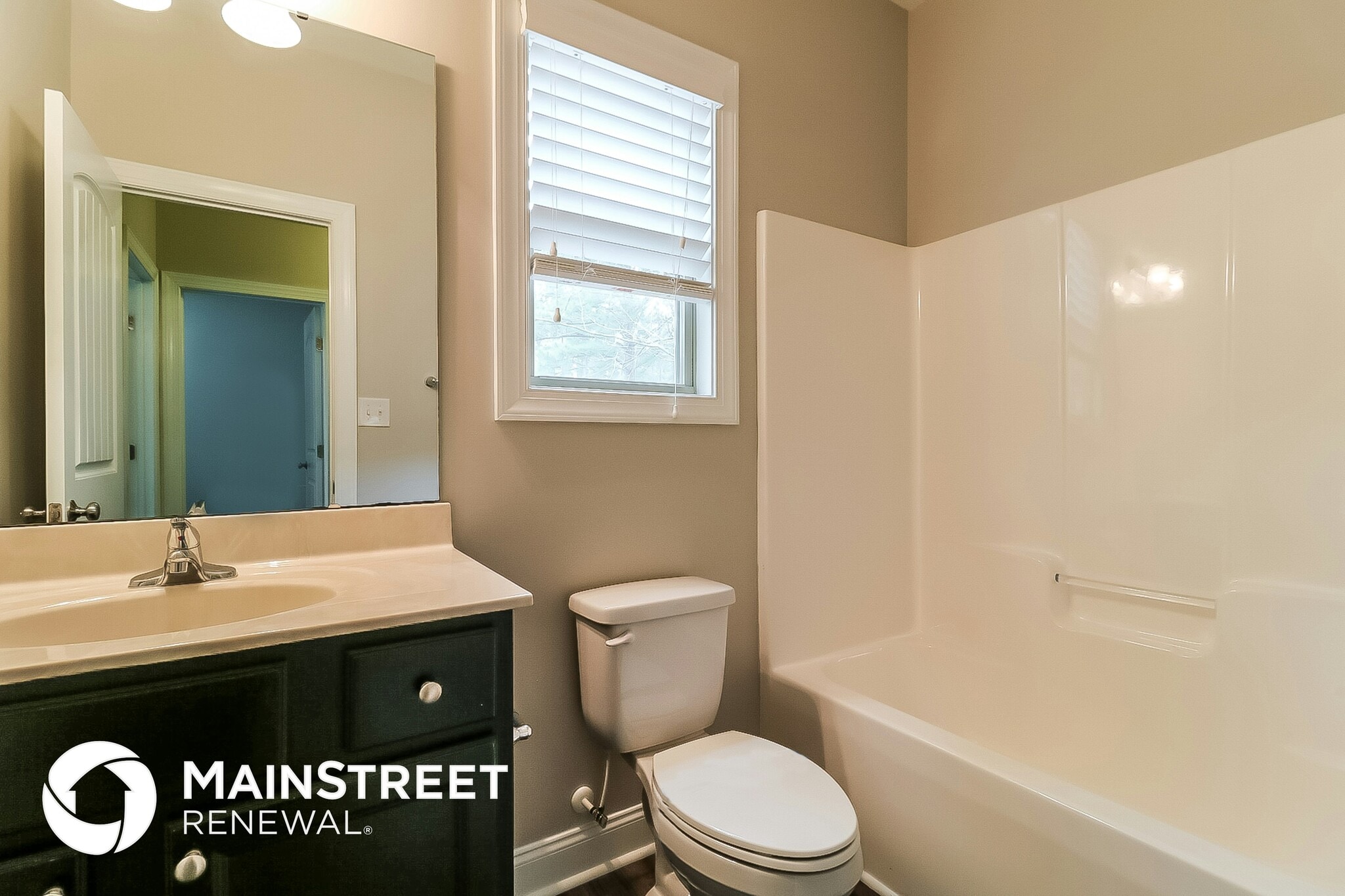 Building Photo - 39 Woodlot Dr