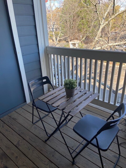 Back Deck - 525 Olmsted Park Pl