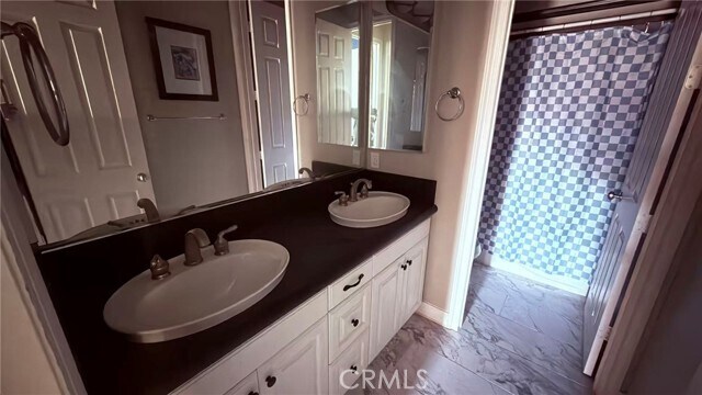 Building Photo - 8658 Edelweiss Dr