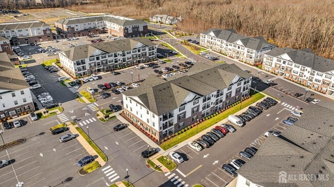 Building Photo - 718 Stiller Ln