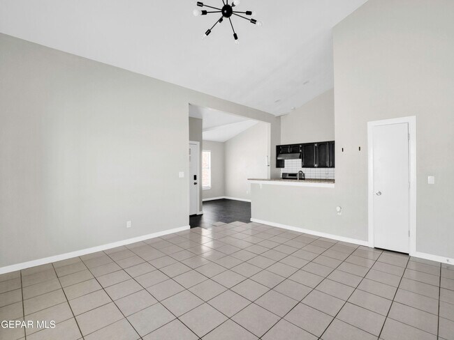 Building Photo - 1593 Hartsdale Dr