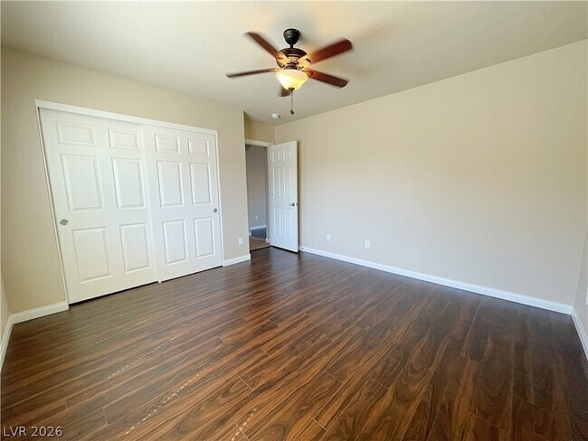 Building Photo - 10965 Pinion Woods Ct