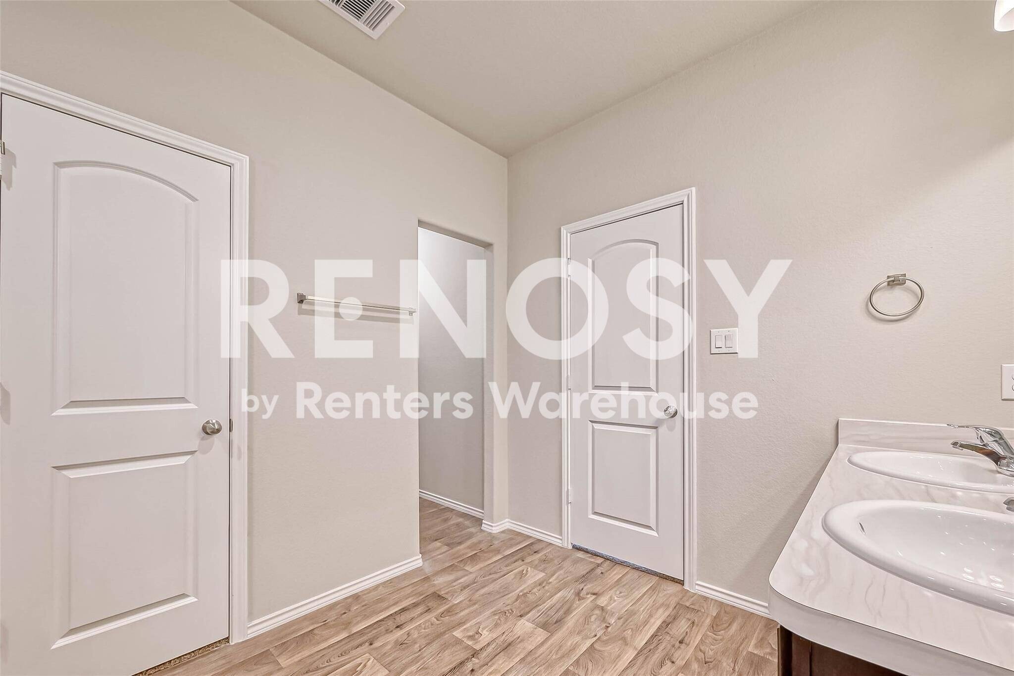 Building Photo - 14122 Silver Falls Ct