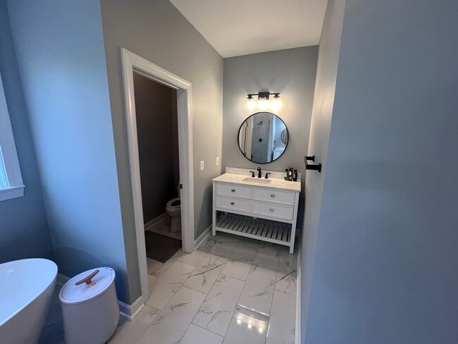 Building Photo - 7222 Conway Pl