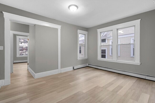 Building Photo - 260 Orchard St