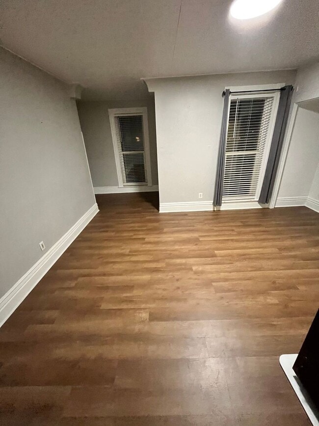 Building Photo - Jackson Studio Suites
