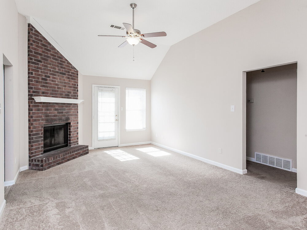 Building Photo - 7499 Spinola Cove