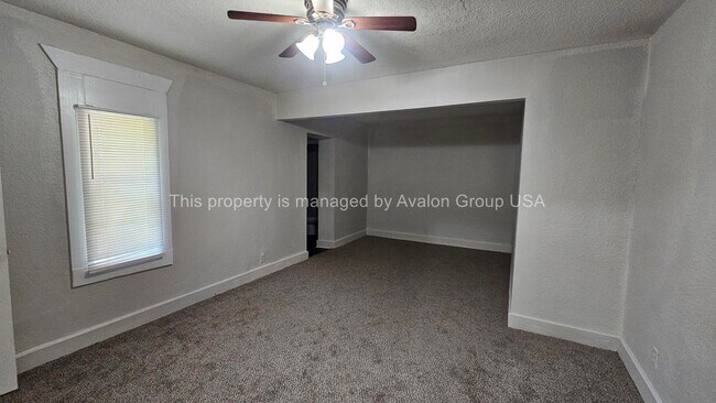 Building Photo - 2701 Lowell Ave