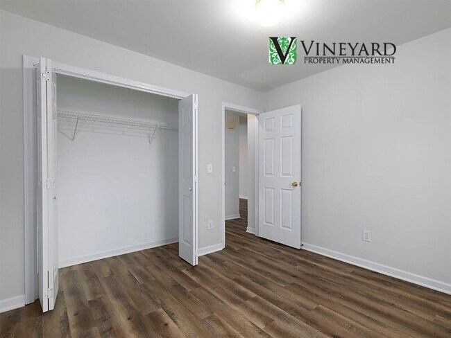 Building Photo - 3684 Autumn View Dr