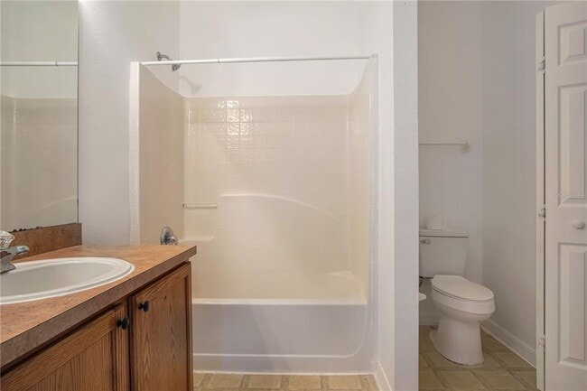 Building Photo - 990 Kenbar St