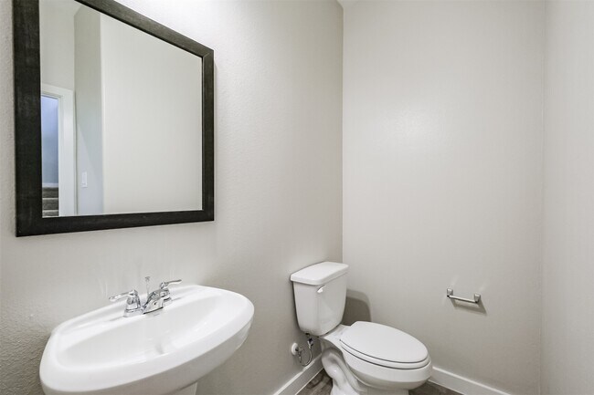 Building Photo - 3623 Pathfinder Ct