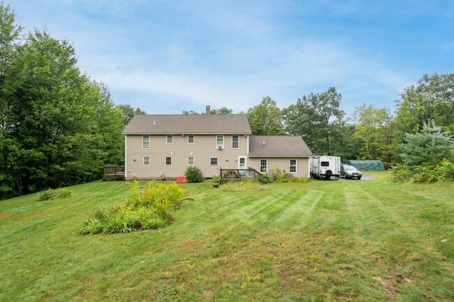 Building Photo - 206 Mt Delight Rd