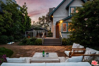 Building Photo - 587 Grand Blvd