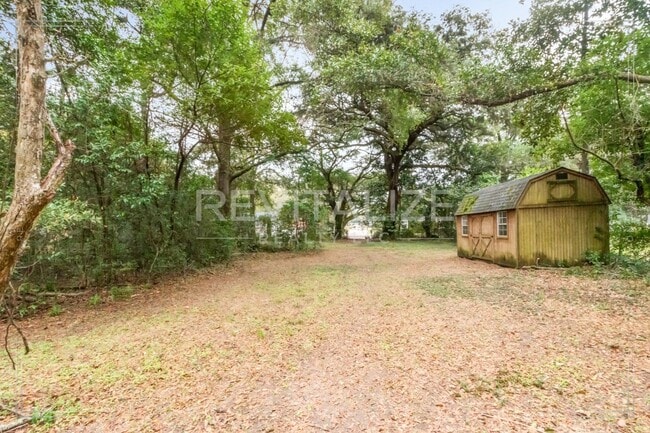 Building Photo - Newly Remodeled 4 Bed 1 Bath House in Mobile!!
