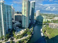 Building Photo - 511 SE 5 Ave