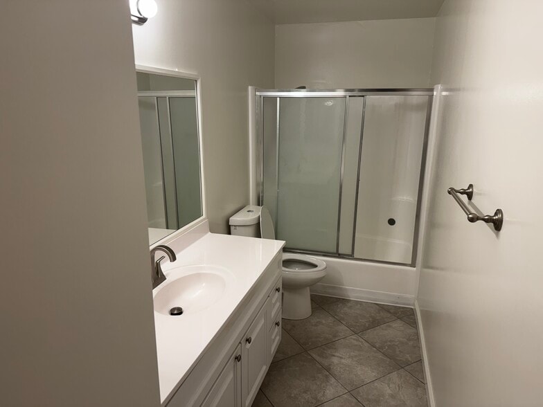 Bathroom - 280 Molino Ave