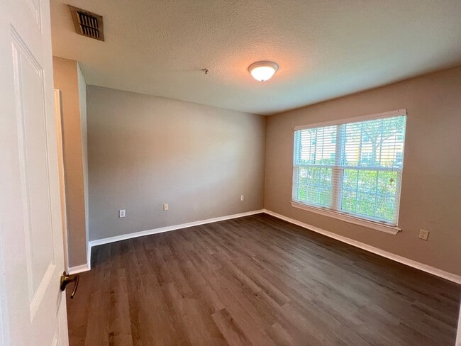 Building Photo - Great apartment for rent!