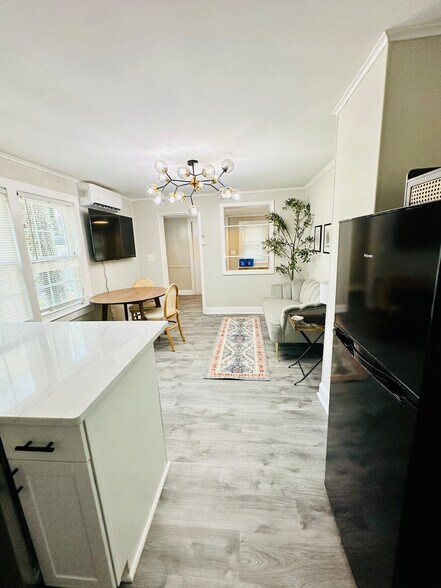 Building Photo - 1B Christopher St