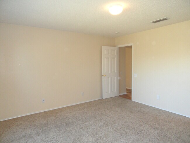 Building Photo - 3412 Derby Ct