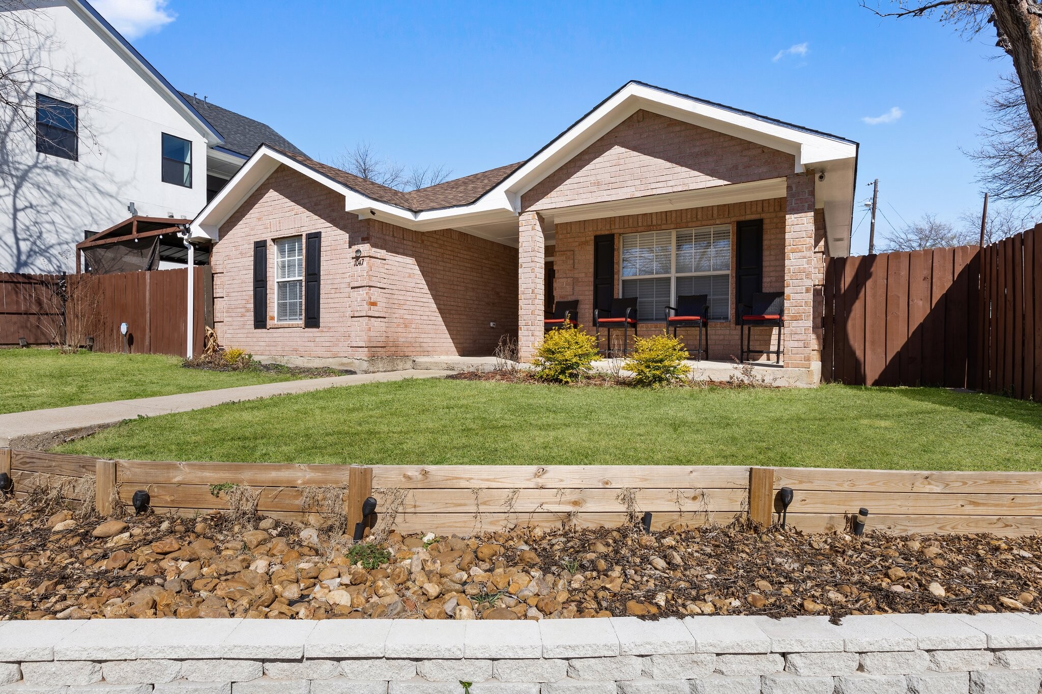 Building Photo - 1047 Eldorado Ave