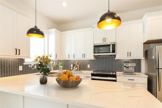 Building Photo - 3052 Truxillo St