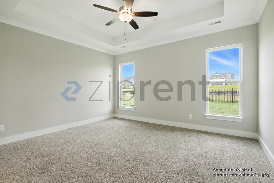 Building Photo - 203 Hudson Dr