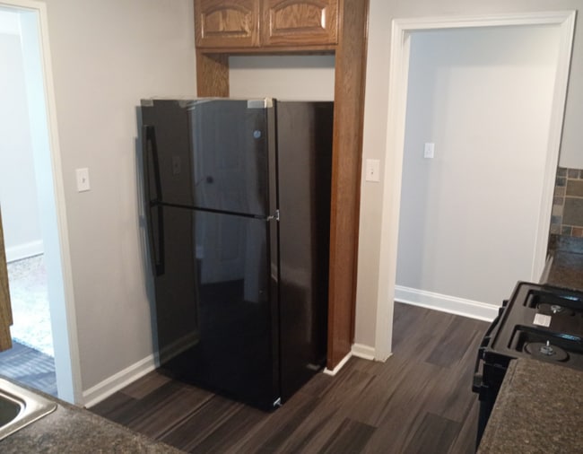 Building Photo - 1317 Fernwood Dr