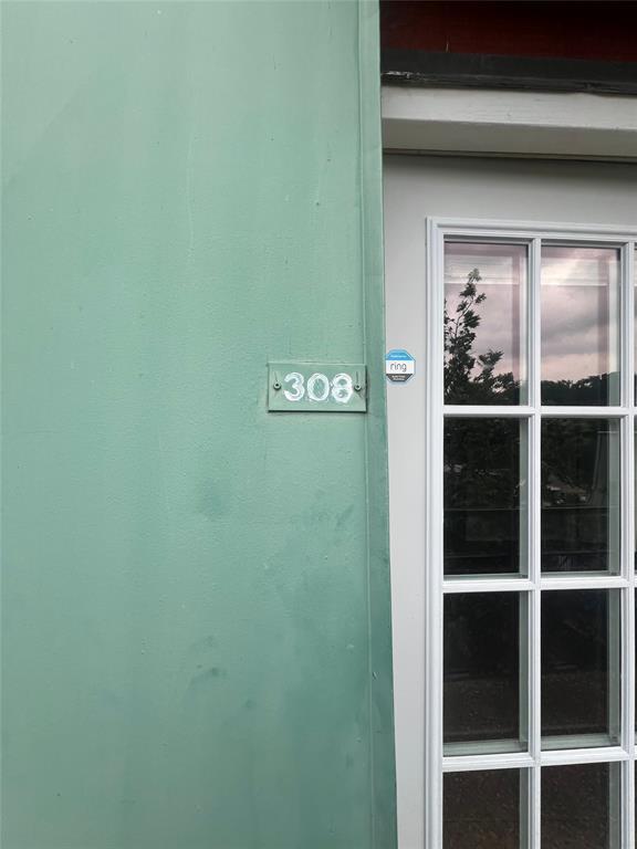 Building Photo - 311 E 31st St