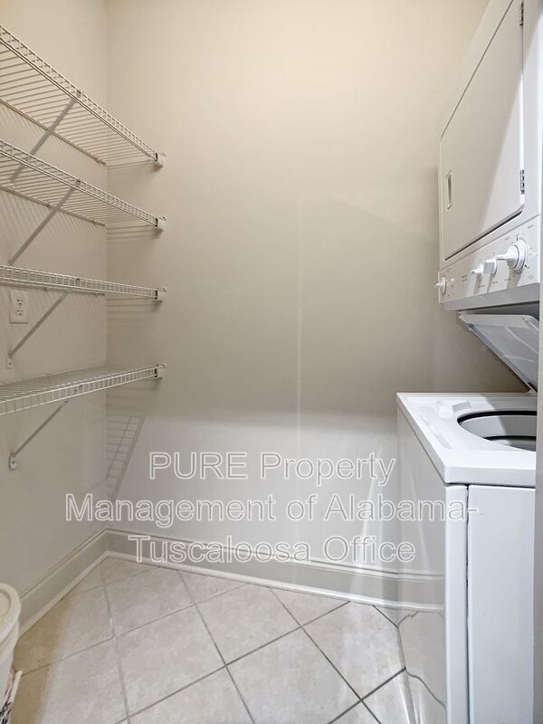 Building Photo - 1510 9th St