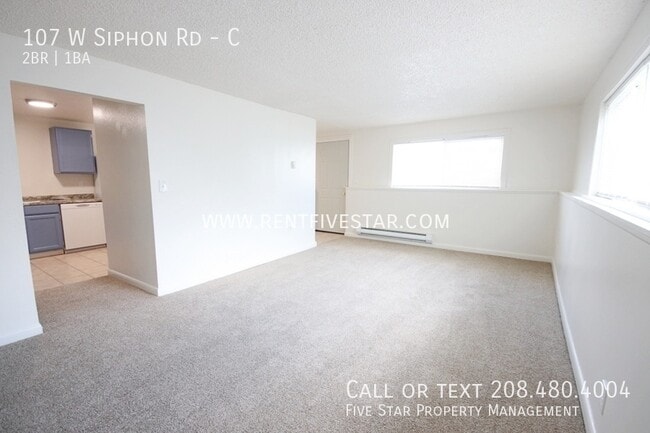 Building Photo - 107 W Siphon Rd