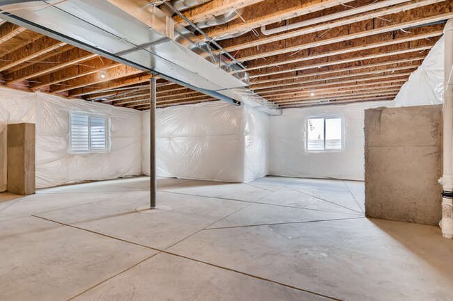 Building Photo - 3162 Jonquil St
