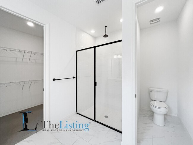 Building Photo - 14359 Shocklach Dr