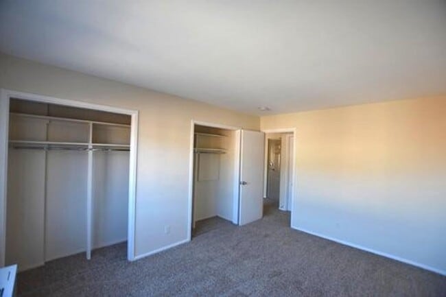 Building Photo - SUNNY & SPACIOUS 2 BR CONDO IS AVAILABLE IN COLLEGE PARK WALKING DISTANCE TO UMD