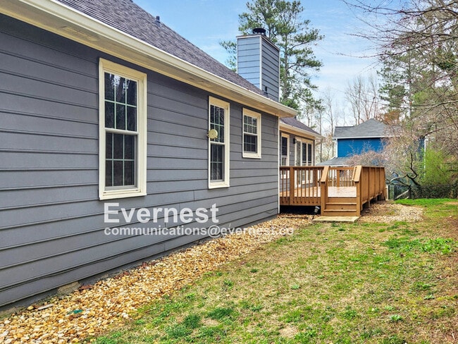 Building Photo - 2047 Arbor Forest Dr SW