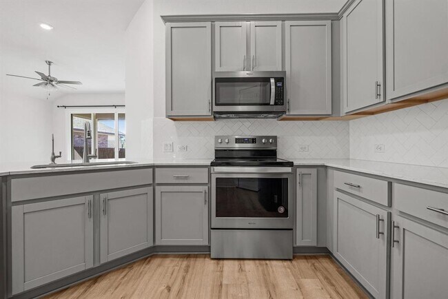 Building Photo - 1120 Bear Track Loop