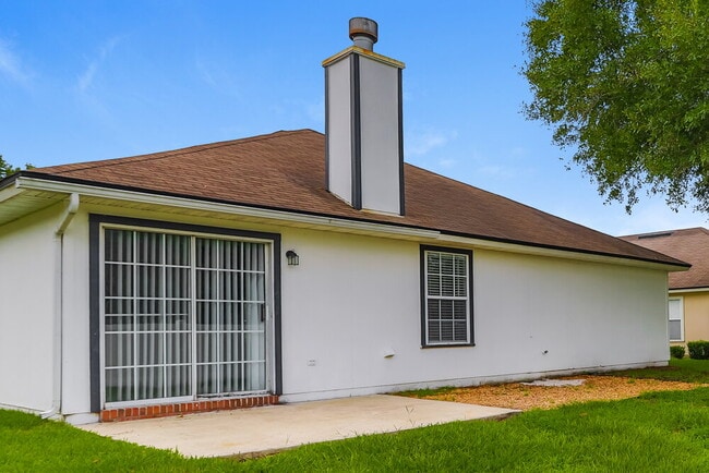 Building Photo - 1832 Northglen Cir