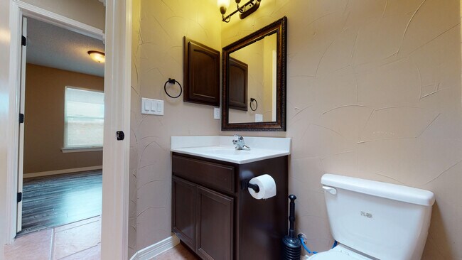 Building Photo - 2608 Tanning Rock