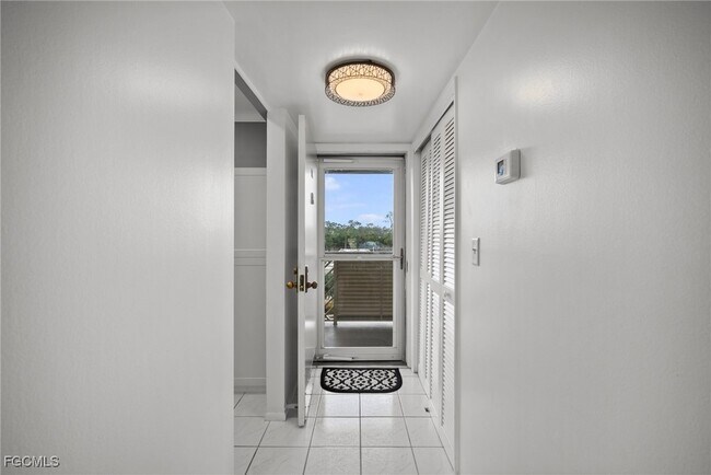 Building Photo - 6102 Augusta Dr