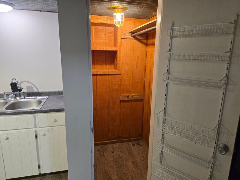 Building Photo - 3612 Barry Ave