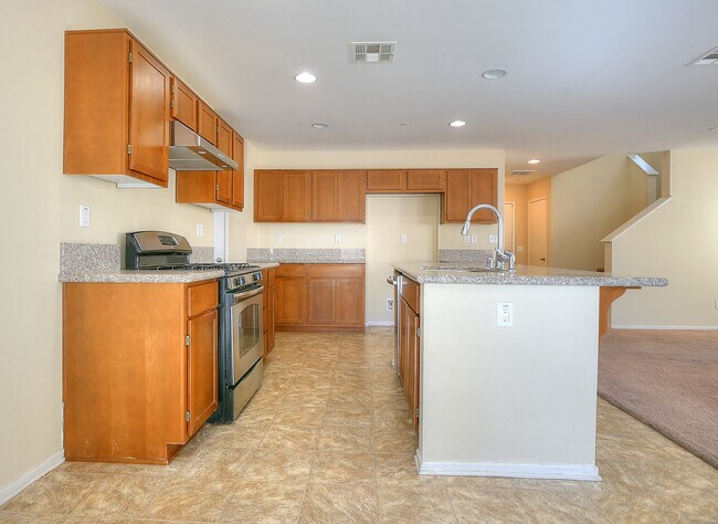 Building Photo - 34212 Woodmont