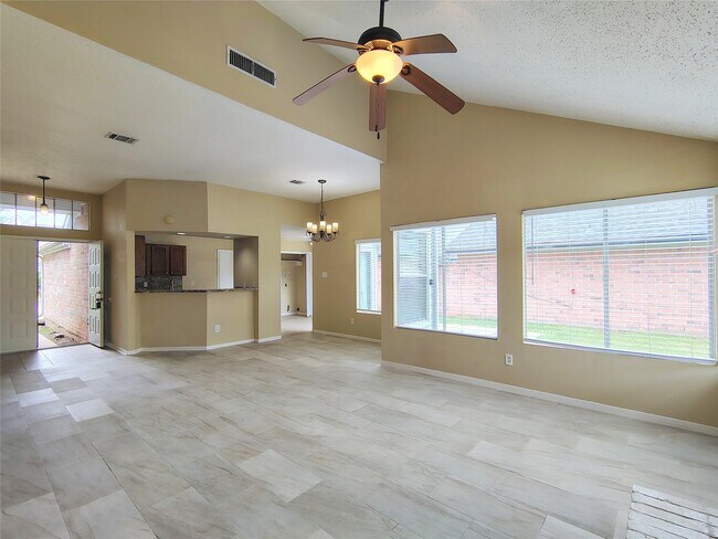 Building Photo - 4407 Waterfall Way