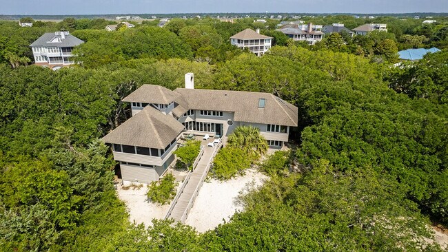 Building Photo - 1217 Debordieu Blvd