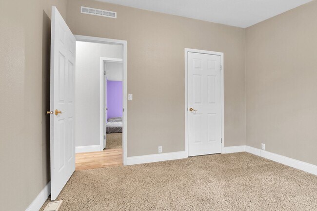 Building Photo - 2773 Coyote Cir