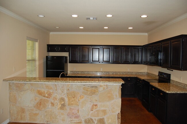 Building Photo - 3187 Cain Rd