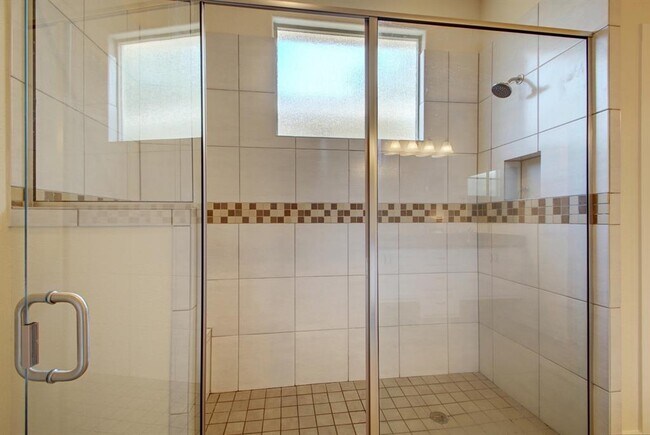 Building Photo - 12205 Cottage Promenade Ct