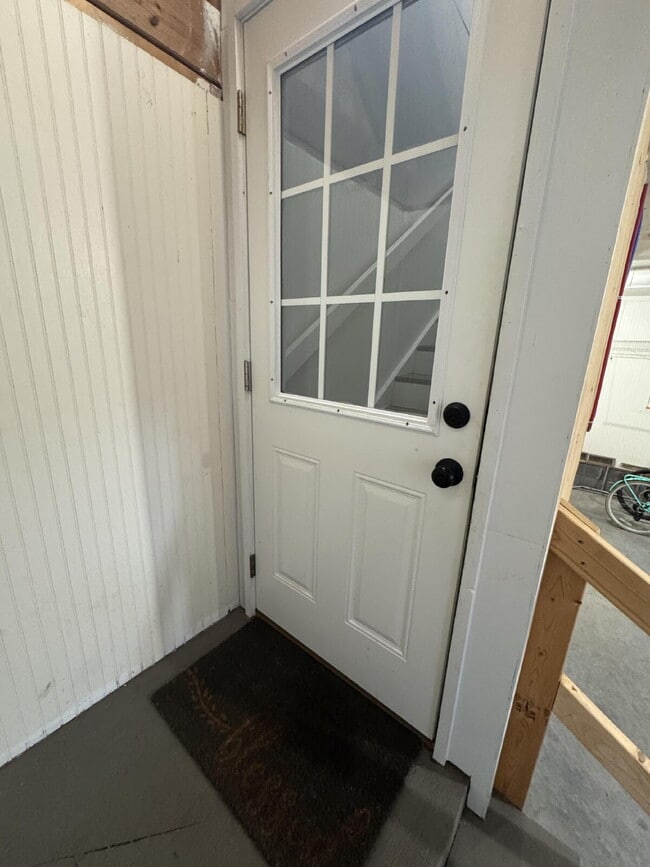 Building Photo - "Charming Furnished Studio Apartment Retreat in Valley Head – Cozy 300 Sq Ft!"