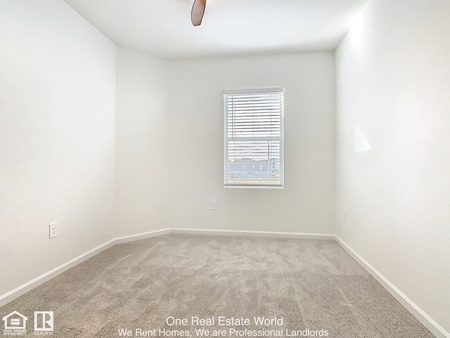 Building Photo - 2971 Maloof Dr