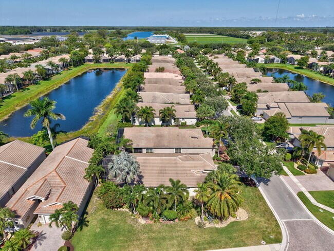 Building Photo - 9798 Casa Mar Dr