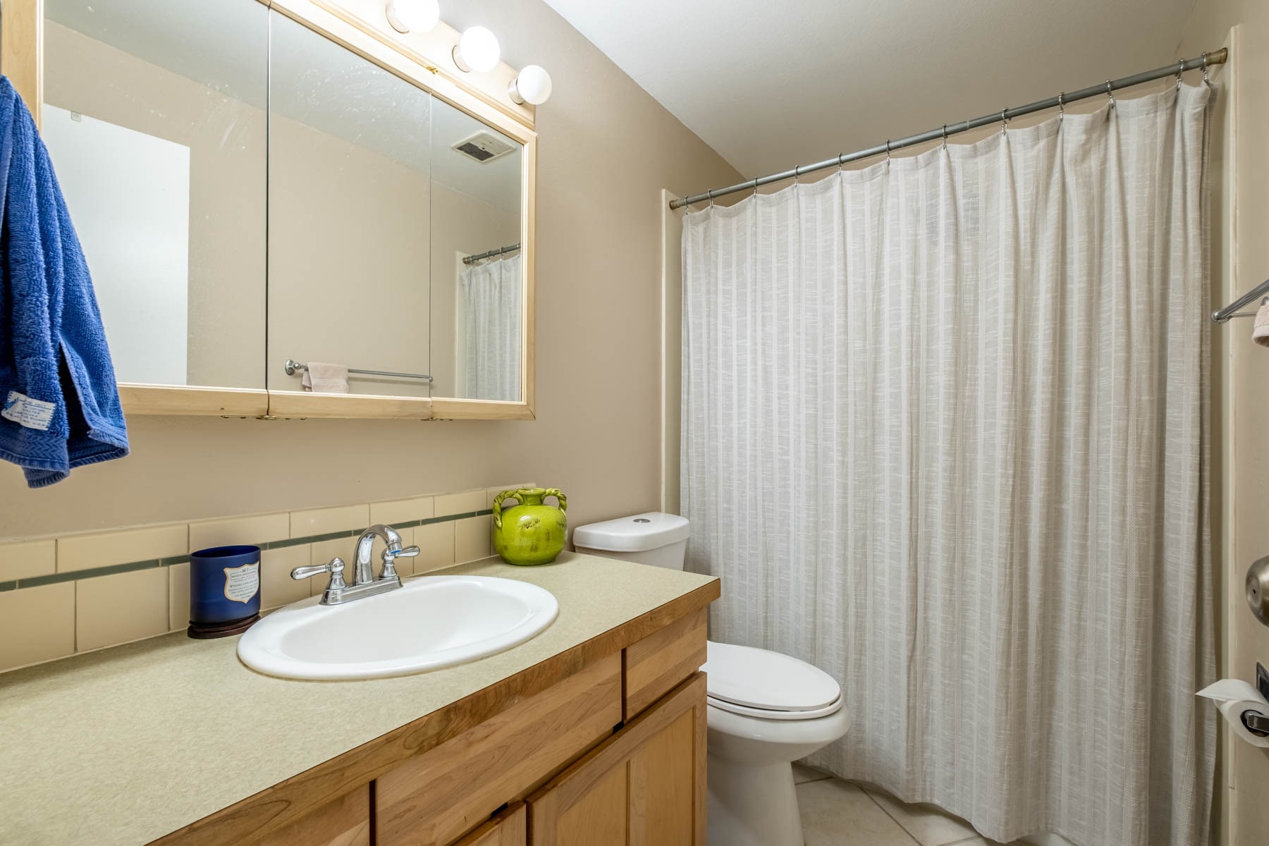 Bathroom - 3365 Chisholm Trl