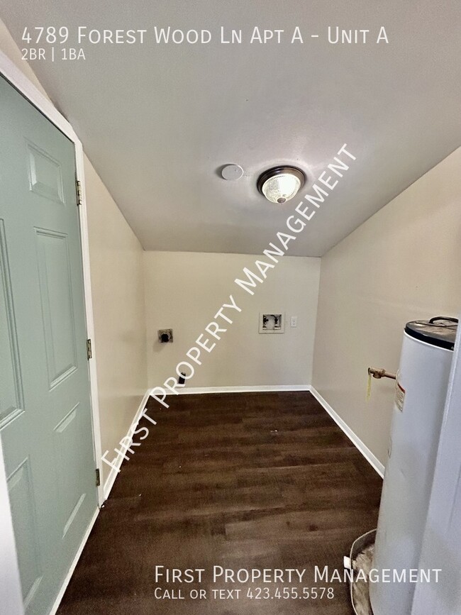 Building Photo - 2Bed/1Bath Hixson Duplex: Laundry Connecti...